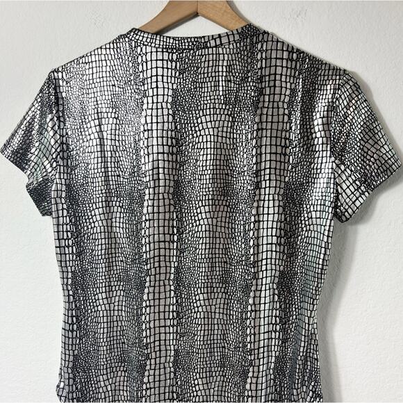 SHEIN METALLIC BLACK CROCODILE EMBOSSED SHORT SLEEVE BODYSUIT WOMEN XL NO TAGS - Picture 7 of 7